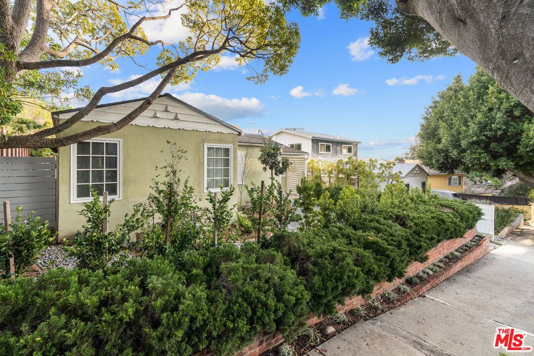 1616  Ashland AVE 3BR Santa Monica La