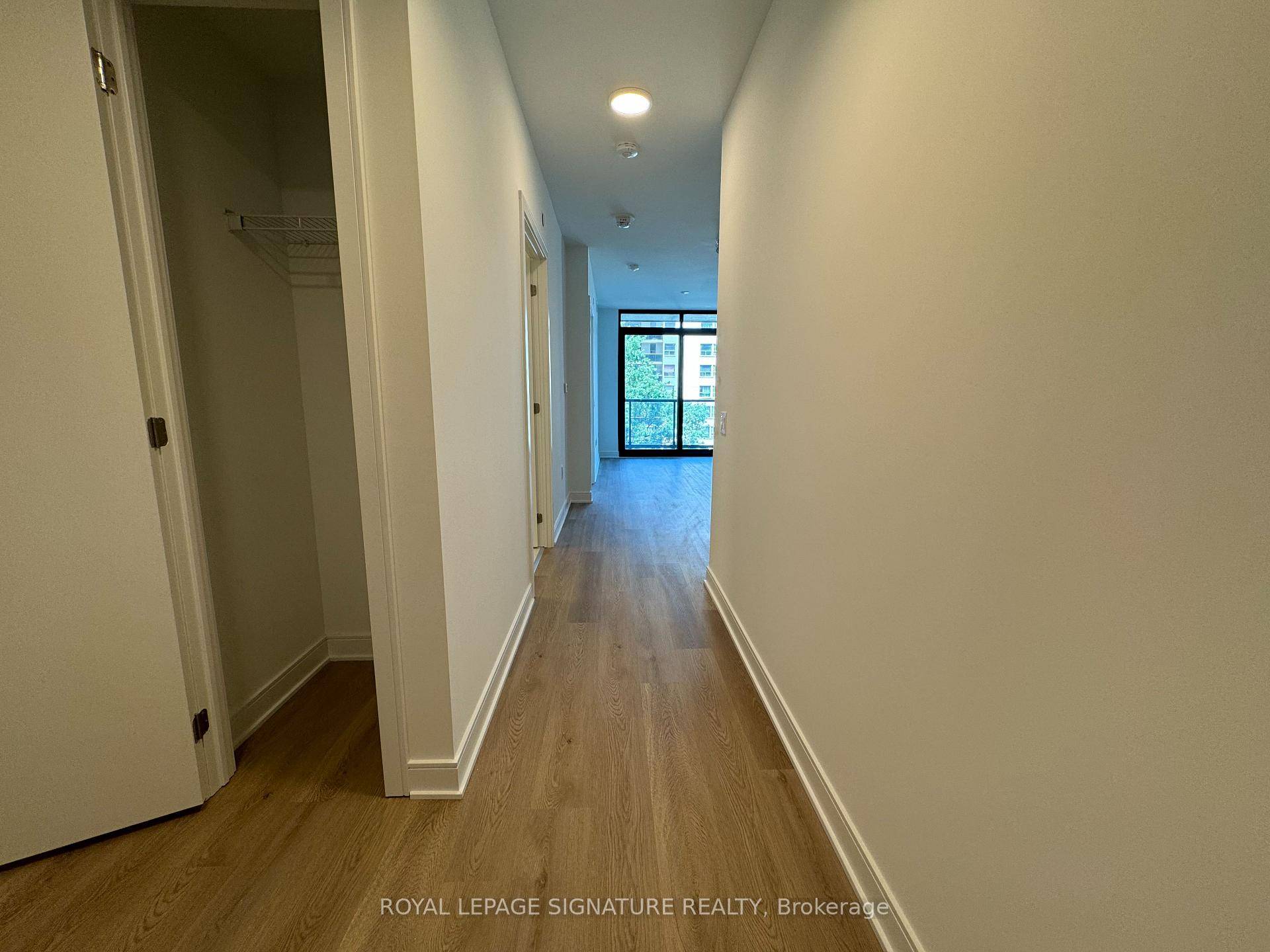 Experience Elevated Living at Artform Condos Modern 1 Bedroom Den Suite in Cooksville Step into stylish urban living with this thoughtfully designed 1 bedroom den condo at the brand new ...