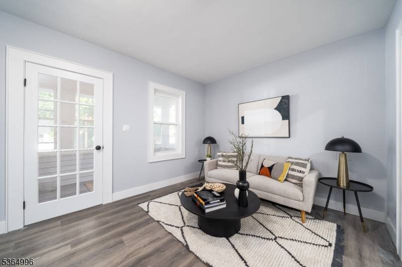 WELCOME TO 525 ARGYLE AVENUE ORANGE, NJ 07050.