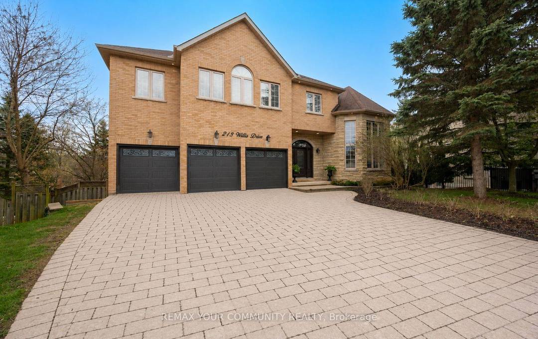 Beautifully upgraded 5 1 bedroom, 7 bathroom residence on a premium pie shaped lot offering 4, 117 sq ft finished walk out basement.
