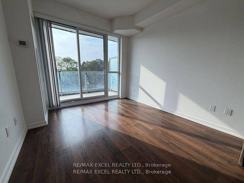 Welcome to the Luxury Emerald City Condo in prime Willow dale area at Don Mills and Sheppard !