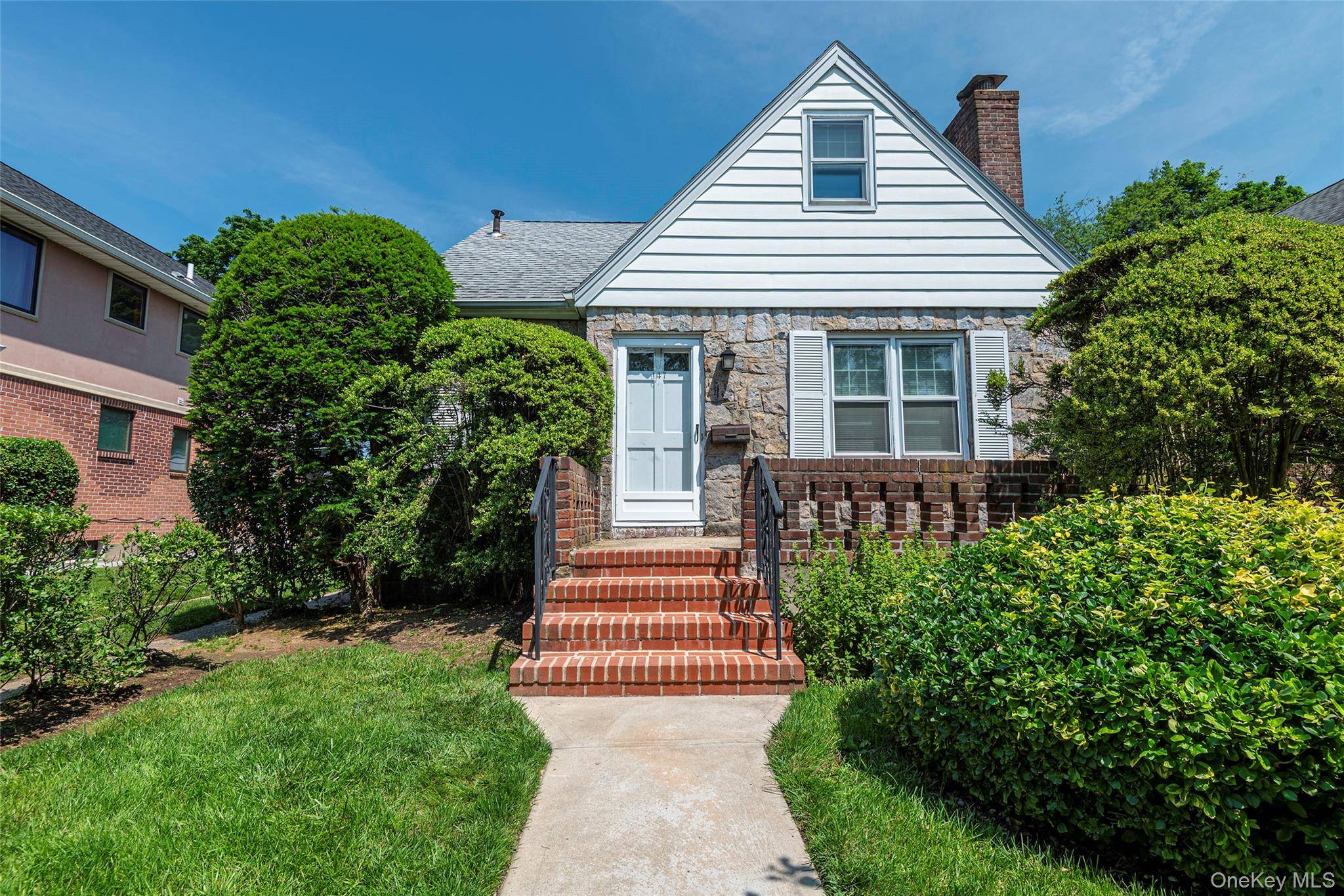 NEW PRICE, GREAT VALUE and one of the most AFFORDABLE ways to get into nationally top ranked Great Neck South School District !