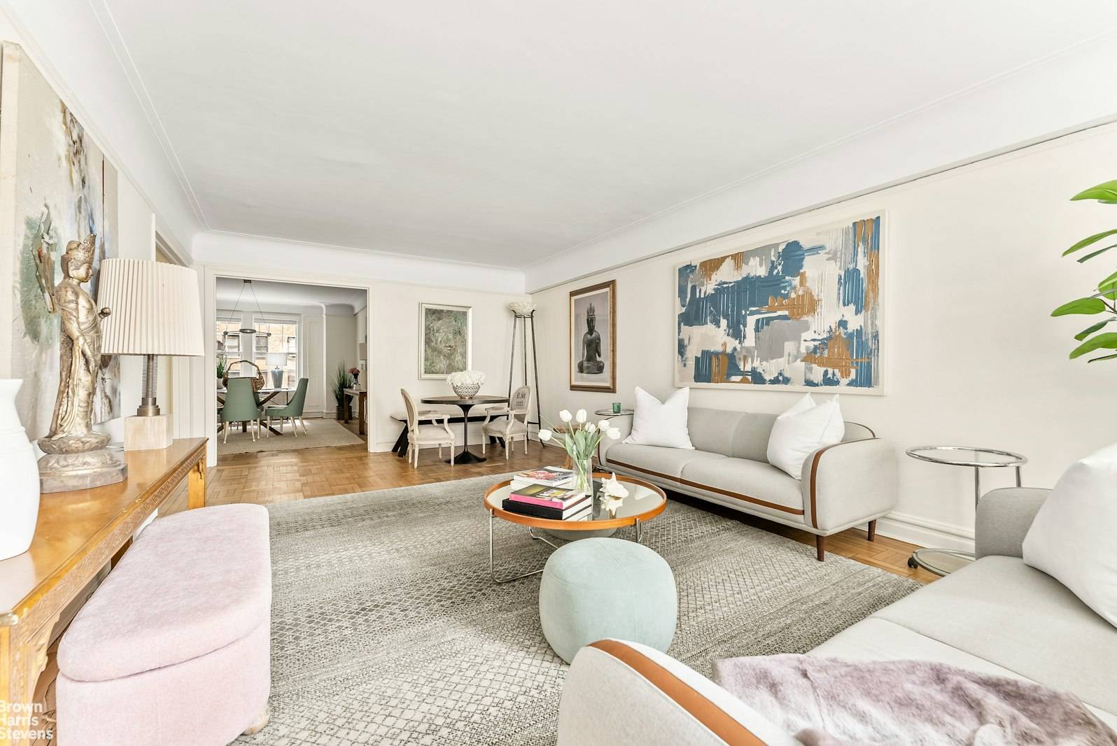 This elegant and spacious home offers a blank canvas in an iconic Upper West Side pre war building on Riverside Drive, designed in 1926 by Rosario Candela, one of New ...