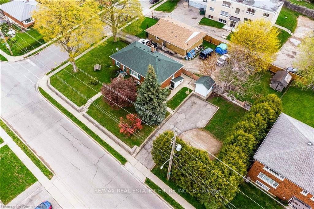 Great Curb Appeal Bottom Unit of a Well Maintained Bungalow 2 Bedroom Den Separate Entrance Fully Finished 2 Car Parking Big Lot All Brick Exterior In Suite Laundry Included All ...