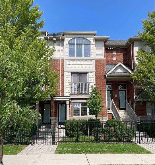 Welcome to this bright and spacious open concept 2 bedroom and 2 washroom, fully furnished condo townhouse in the heart of Churchill Meadows !