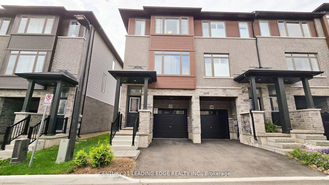 Welcome To This Stunning 3 story Unit Townhouse Built By Losani Homes !