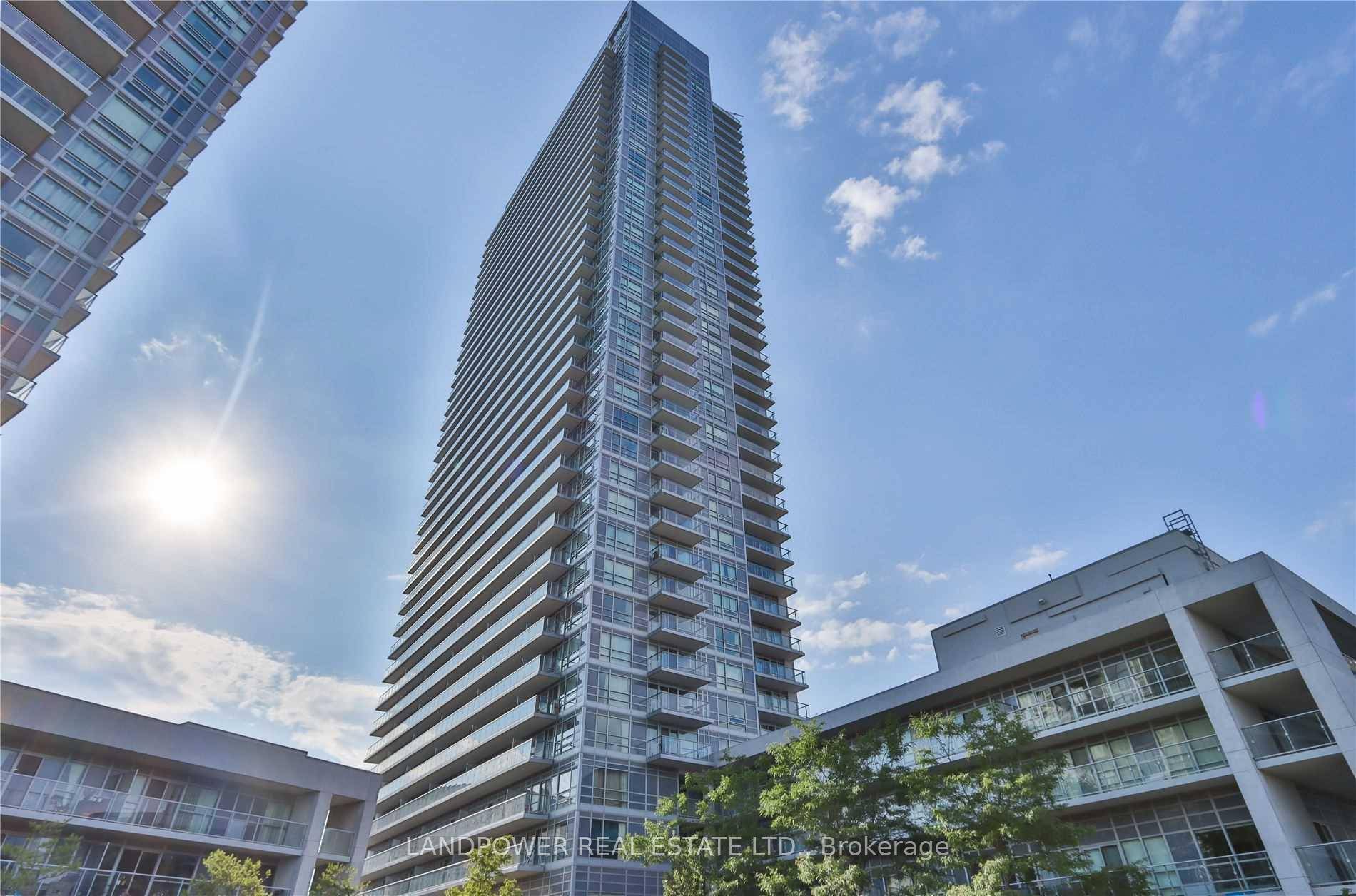 Very Functional And Spacious 2 Bedroom Split Bedroom Floorplan With Unobstructed South View Of Toronto's Downtown Skyline.