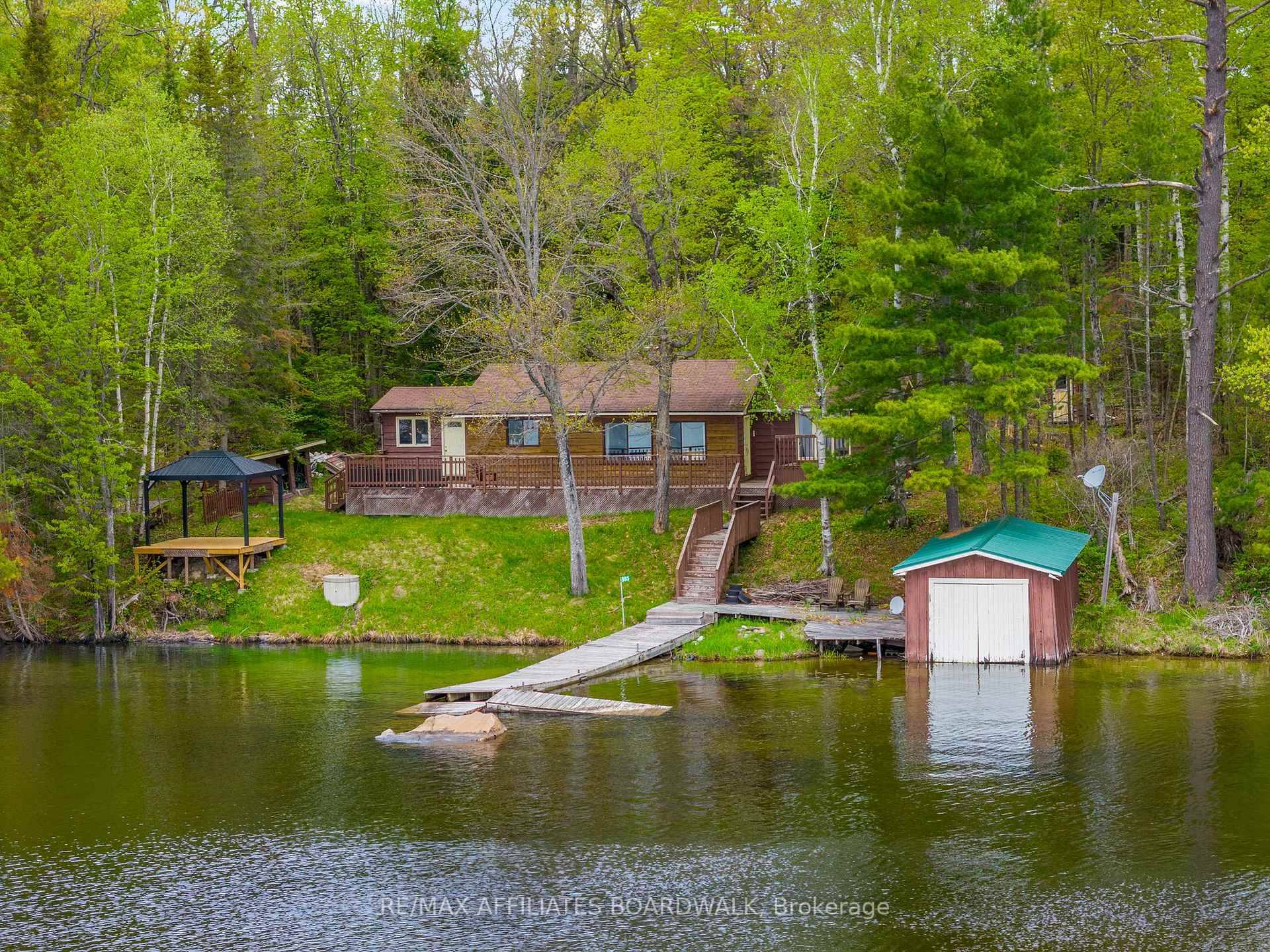 593 Mazinaw Lake Bon Echo Park.