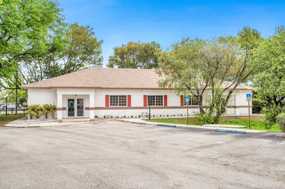 Less than 2 miles to Turnpike, free standing zoned B 3 building.