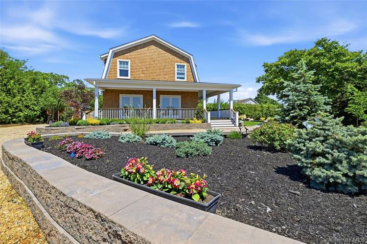 Spend your summer or fall relaxing at this North Fork retreat in the heart of Baiting Hollow, perfectly positioned to enjoy nearby farm stands, wineries, beaches, golf courses and spectacular ...