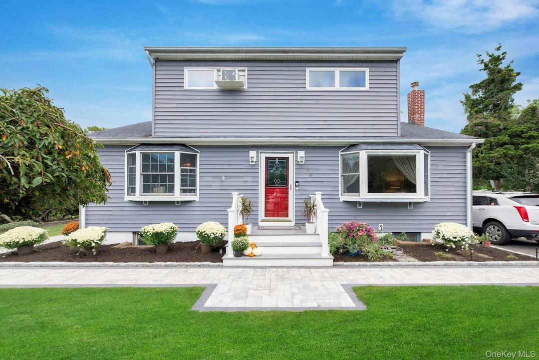 Experience the best of coastal living in this beautifully updated Hampton Bays home, ideally located close to beaches, renowned restaurants, and boutique shopping.
