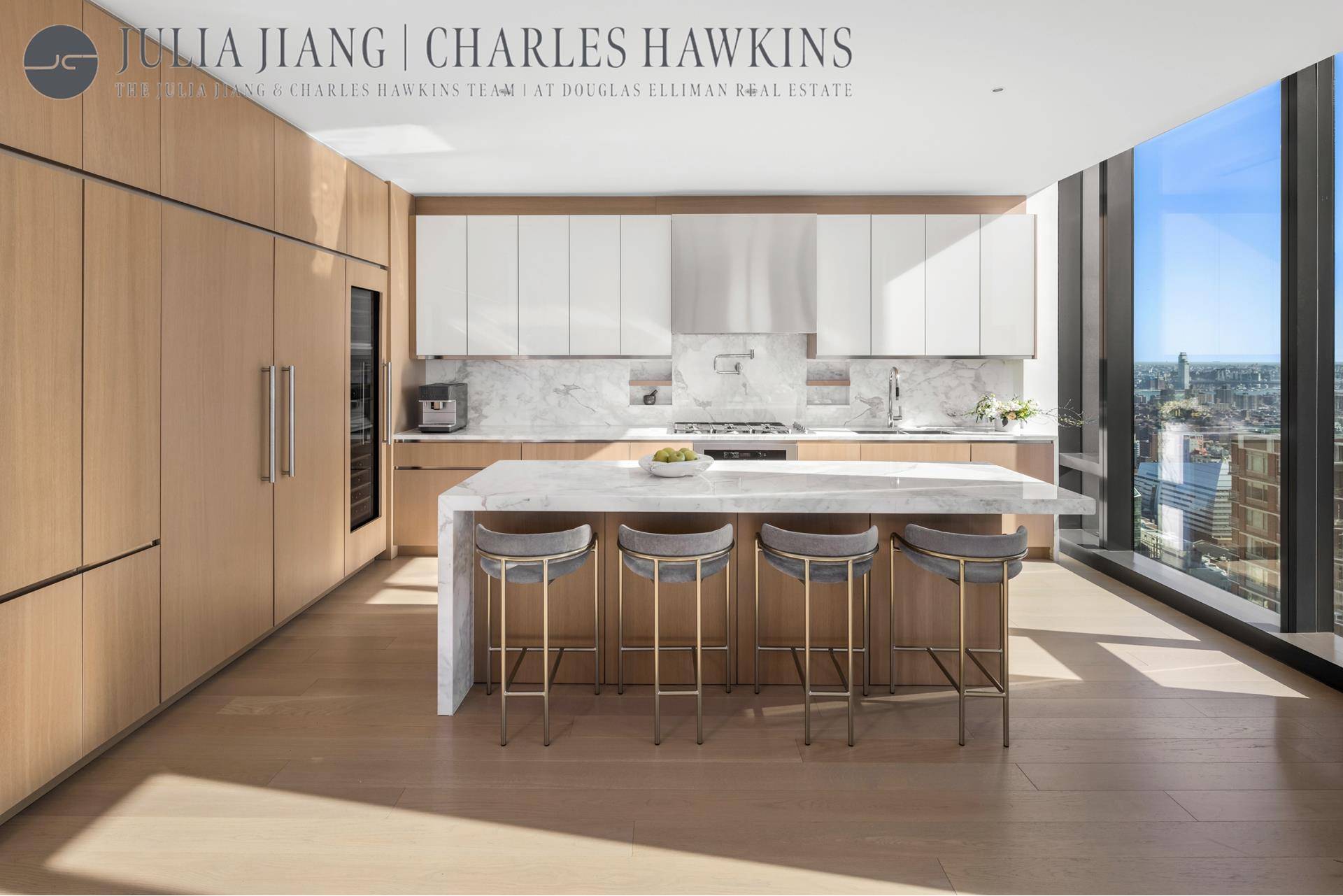 A Masterpiece of Light and Elegance This spacious 3 bedroom, 3.