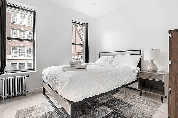 NEW LISTING, GUT RENOVATED APT, WD IN UNIT, SS APPLIANCES, PRIME WADSWORTH LOCATION Beautifully renovated apt Just a 5 minute walk from the A express train, and just seconds from ...