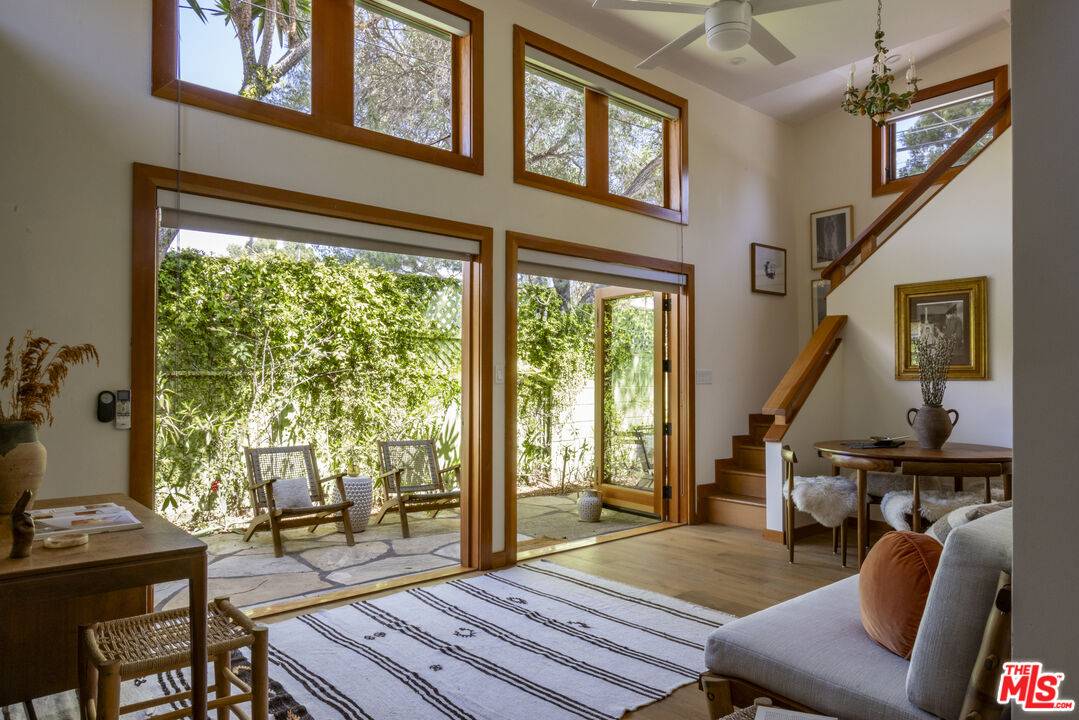 734 1/2 Milwood Ave 2BR Marina Del Rey La