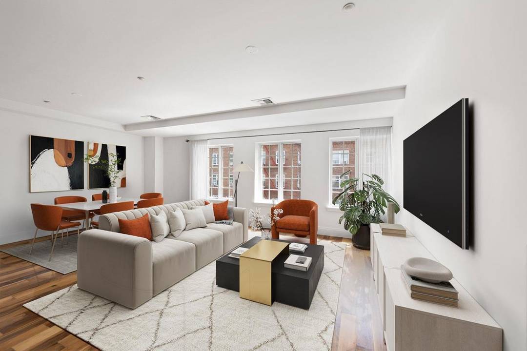 Welcome to Residence 407 at The Venetian, Midwood s premier full service condominium.