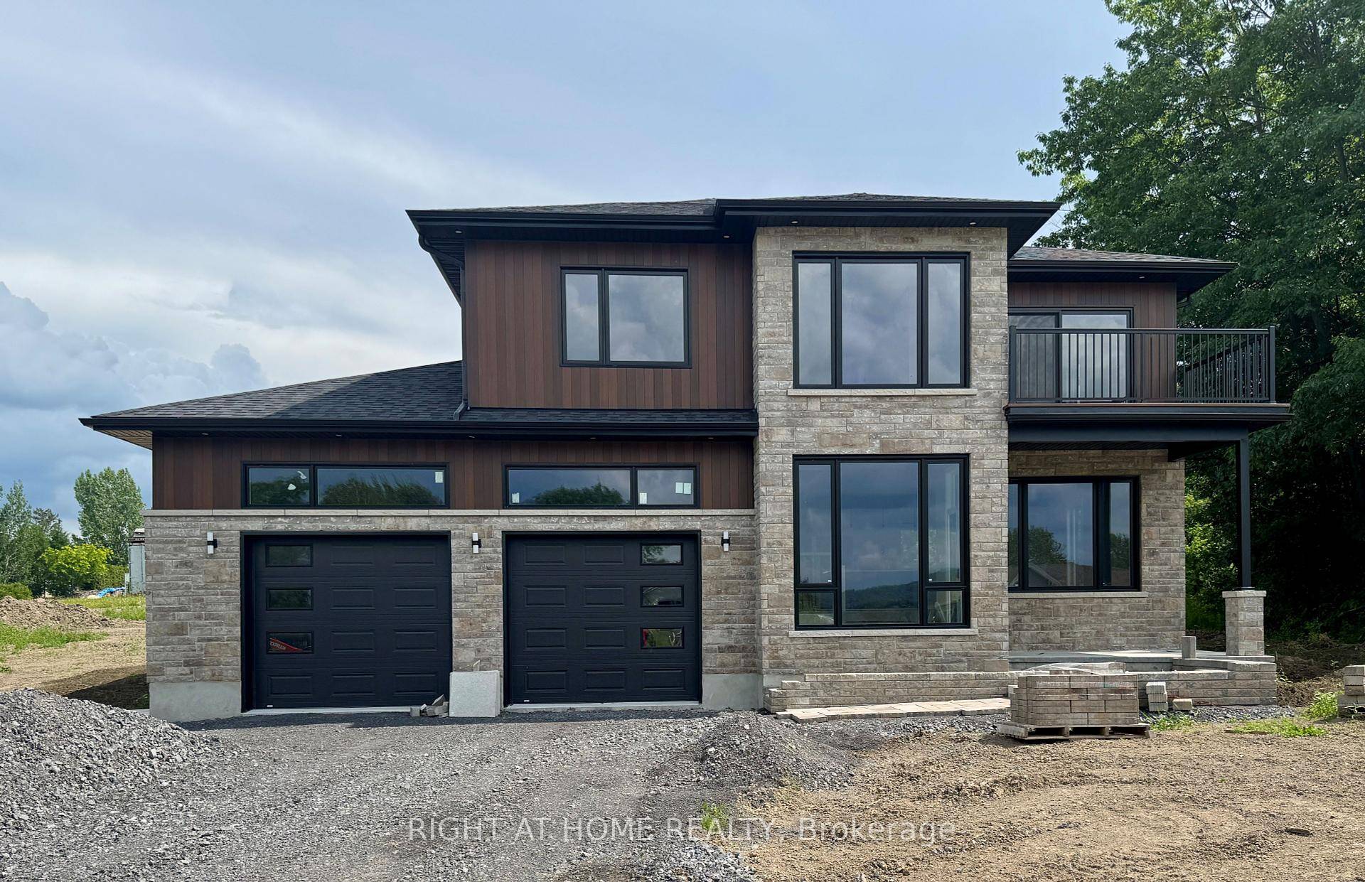 Welcome to your new dream Home !