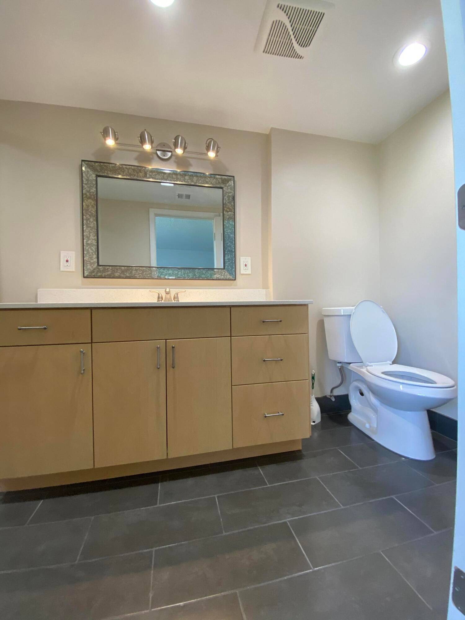 Step into this spacious condo, ideally situated on the 3rd floor with convenient access via elevator or stairs.
