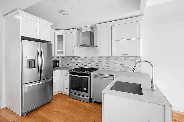 Stunning 3BR 3BA Bushwick Duplex with Private Roof Deck, Terrace, Balcony amp ; Wet Bar !