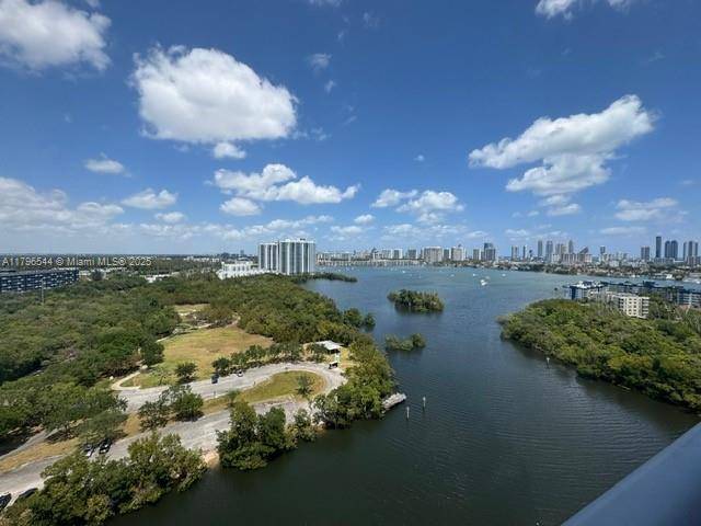 Great for Investors ! ! Tenant in place !