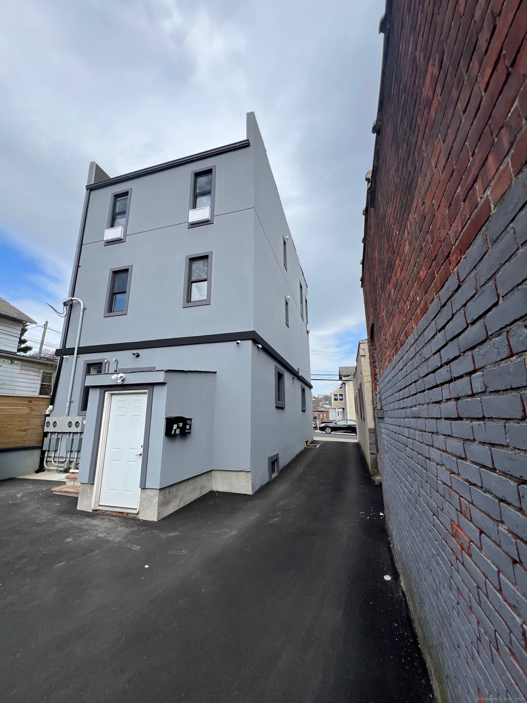 Prime Investment Opportunity Fully Renovated Multi Family Commercial Unit.