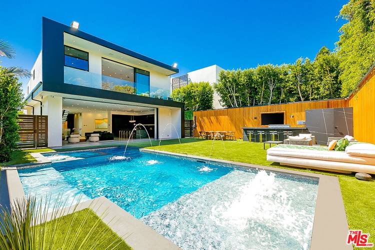 128 N Laurel Ave 6BR Beverly Grove La