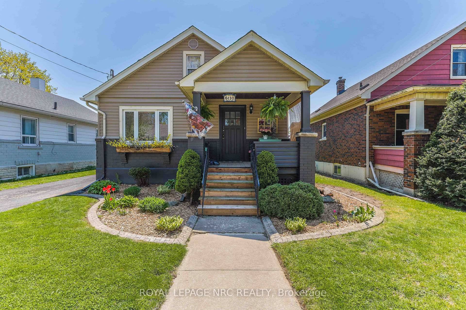 Charming bungalow, with the roar of the Falls heard from the front verandah.