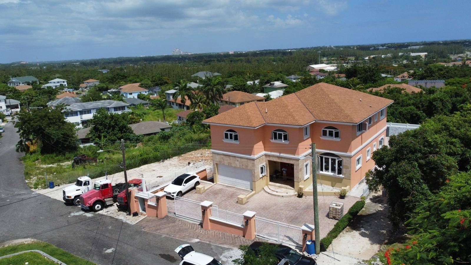 BLUE HILL HEIGHTS Single Family Home New-Providence
