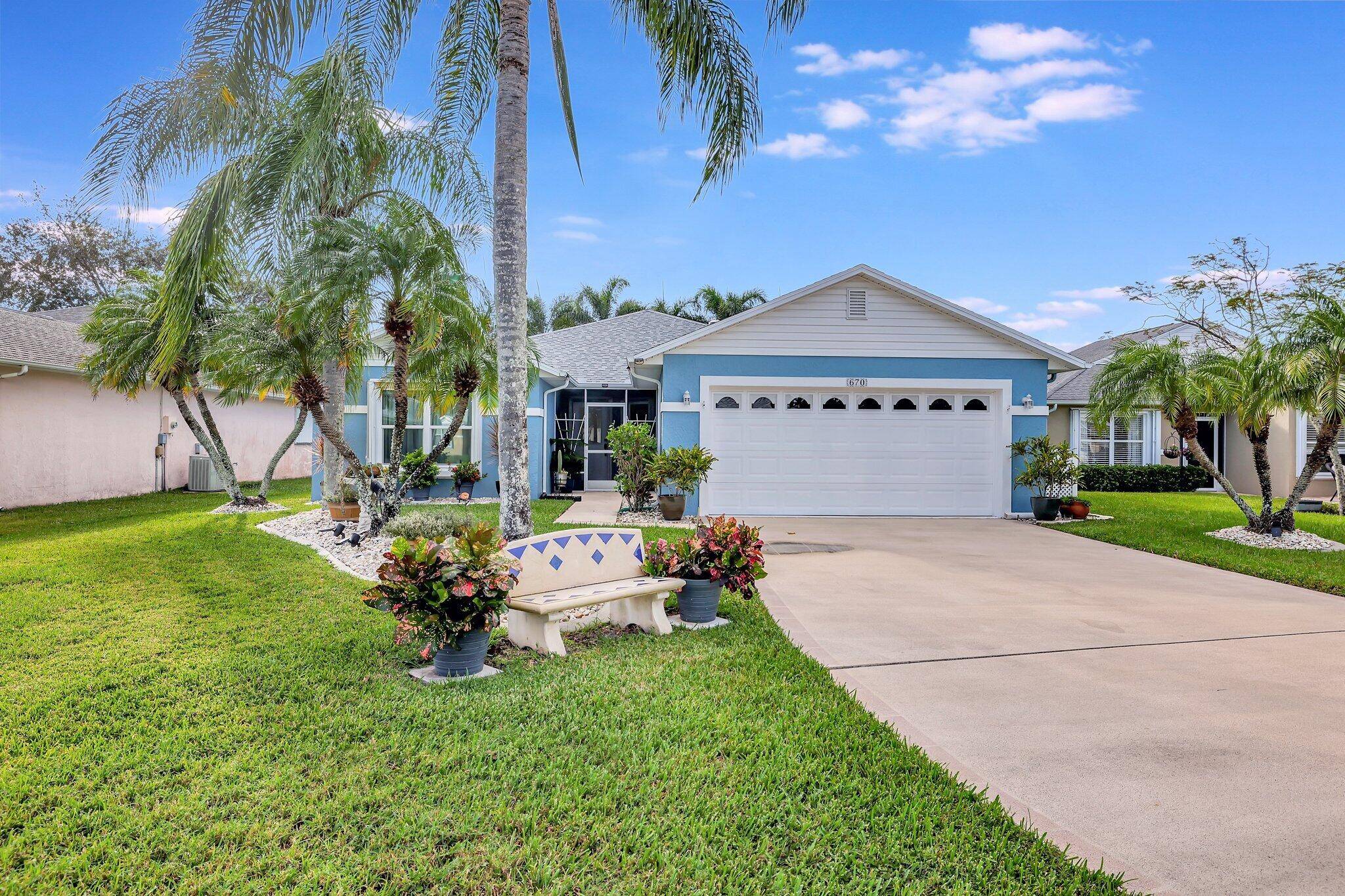 WOW... PERFECT !... PALM GROVE 55 COMMUNITY 3 2 BEAUTIFUL CBS HOME.