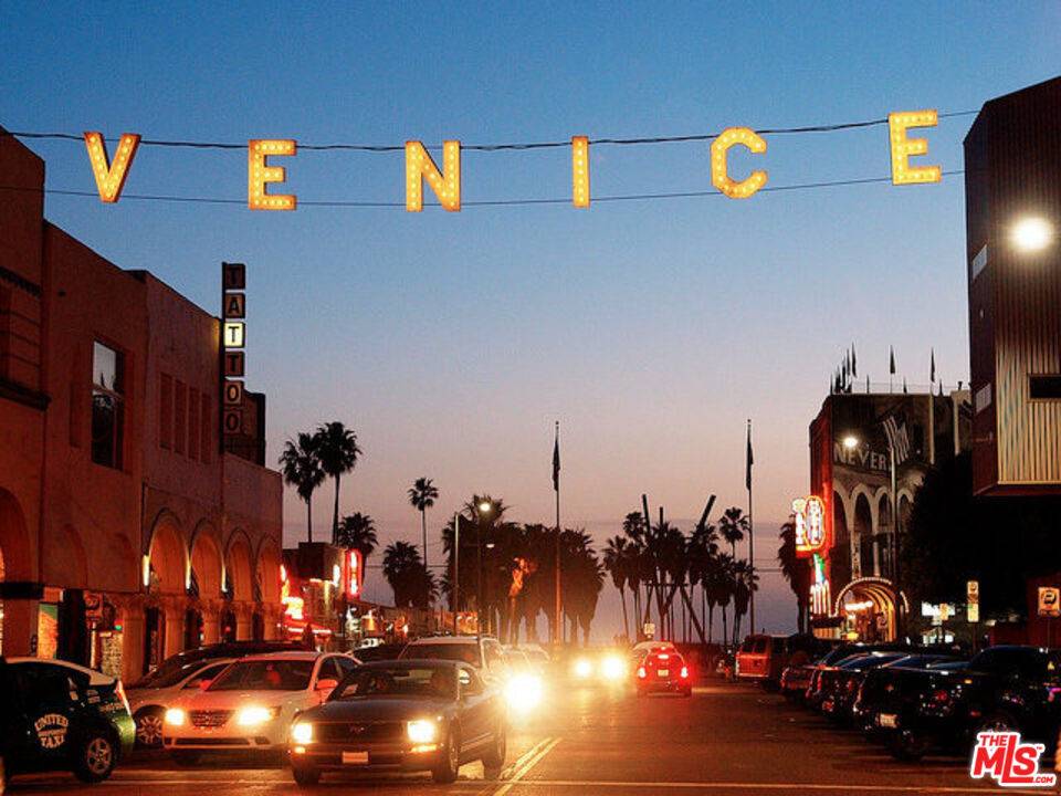 12 E 27th Ave 7BR Marina Del Rey La