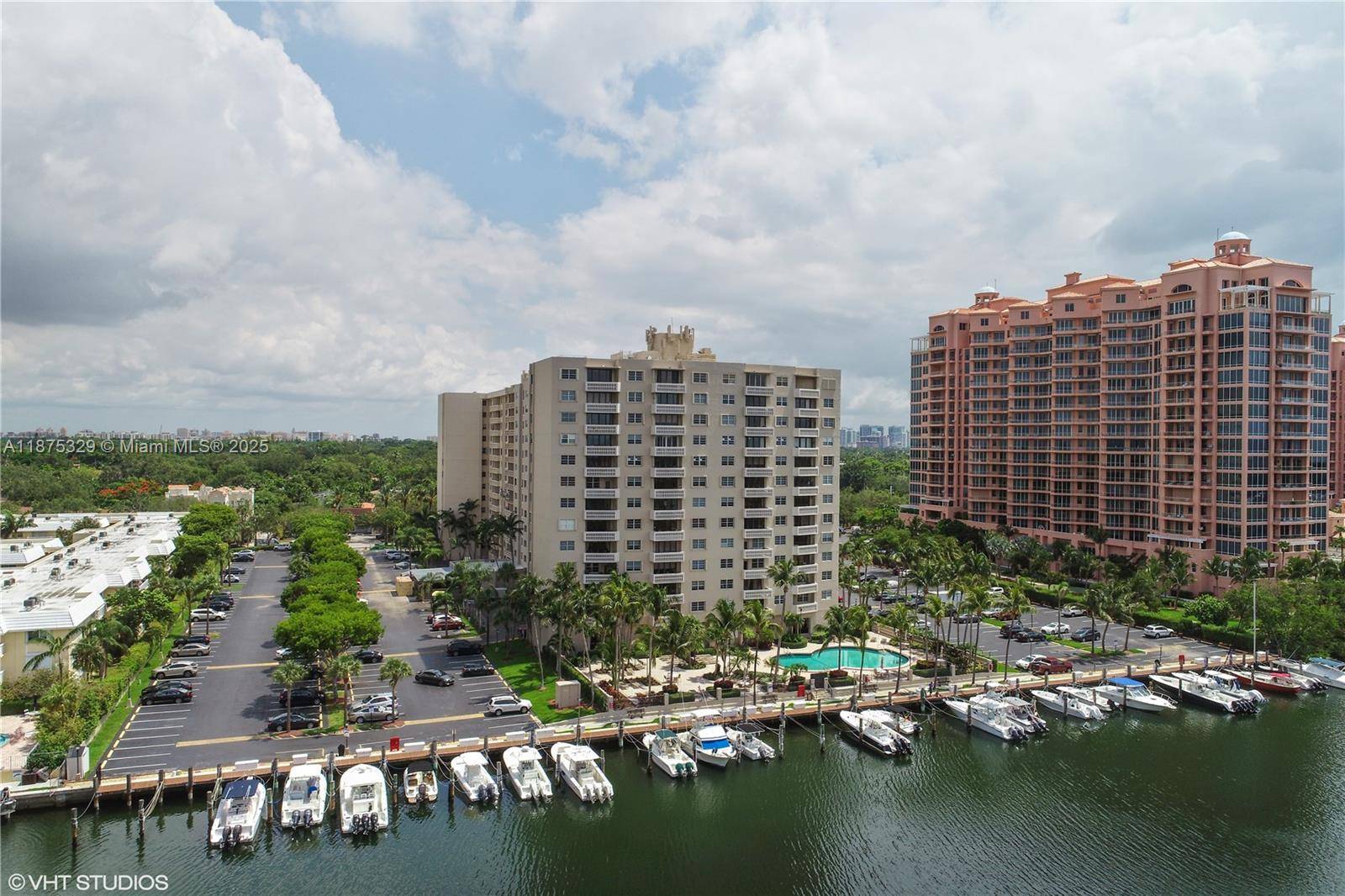 Gables Waterway Towers is a luxury doorman building with 24 7 valet, concierge and security.