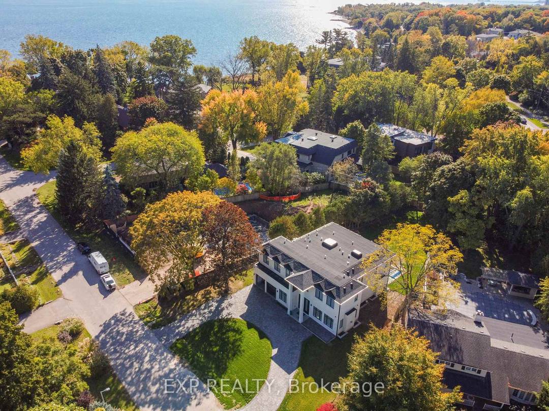 Welcome to 150 Wolfdale Avenue.