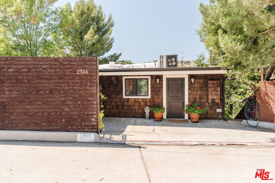 2344 Sunset Heights Dr 3BR Hollywood Hills East La