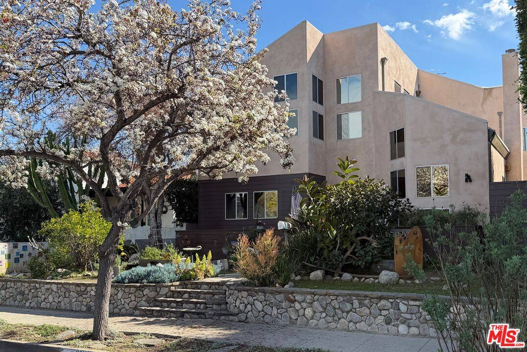 2016   Ashland Ave 4BR Santa Monica La