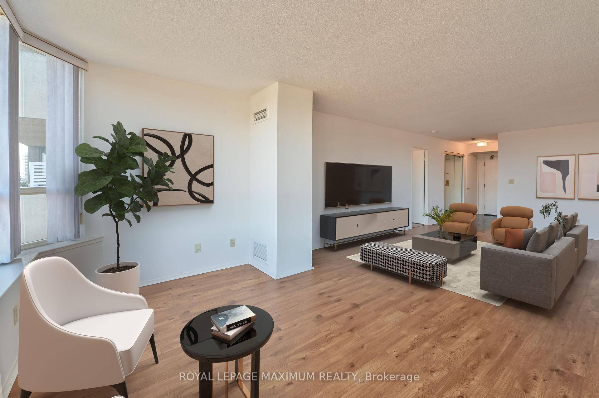This Spectacular Corner Unit Has Views Of Green Space And The Observatory.
