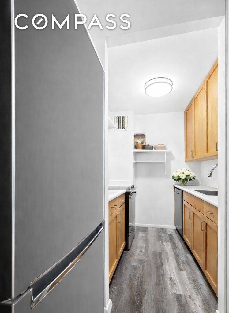 WHAT A GEM ! Fully renovated home with direct Hudson River views realizes the full potential of the larger format 2 bedrooms in this co op and does so with ...