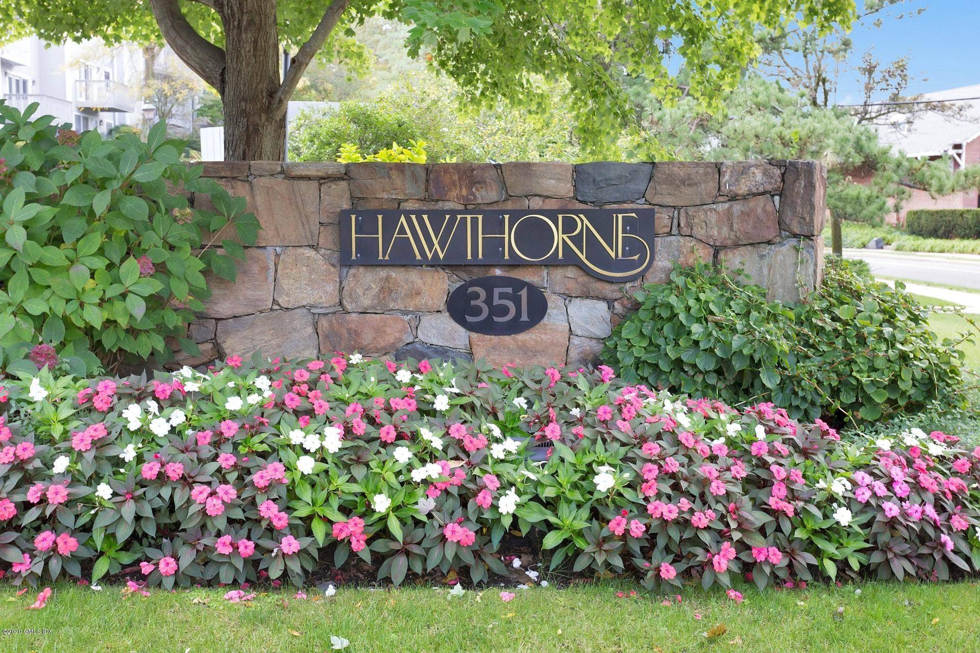 Natural light welcomes you home in this recently updated 2 bedroom unit with soaring ceilings skylights, and deck.