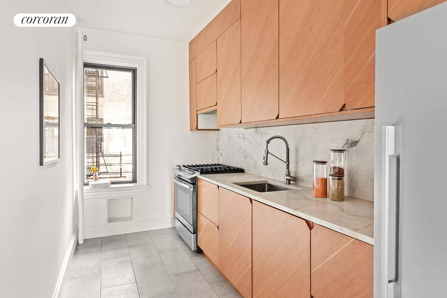 Looking for the classic pre war apartment in Brooklyn's cultural heart ?