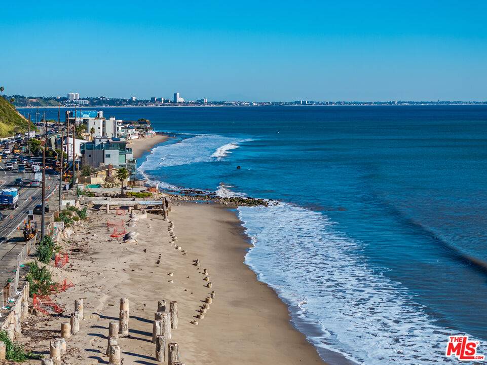 19042 Pacific Coast Hwy Malibu La