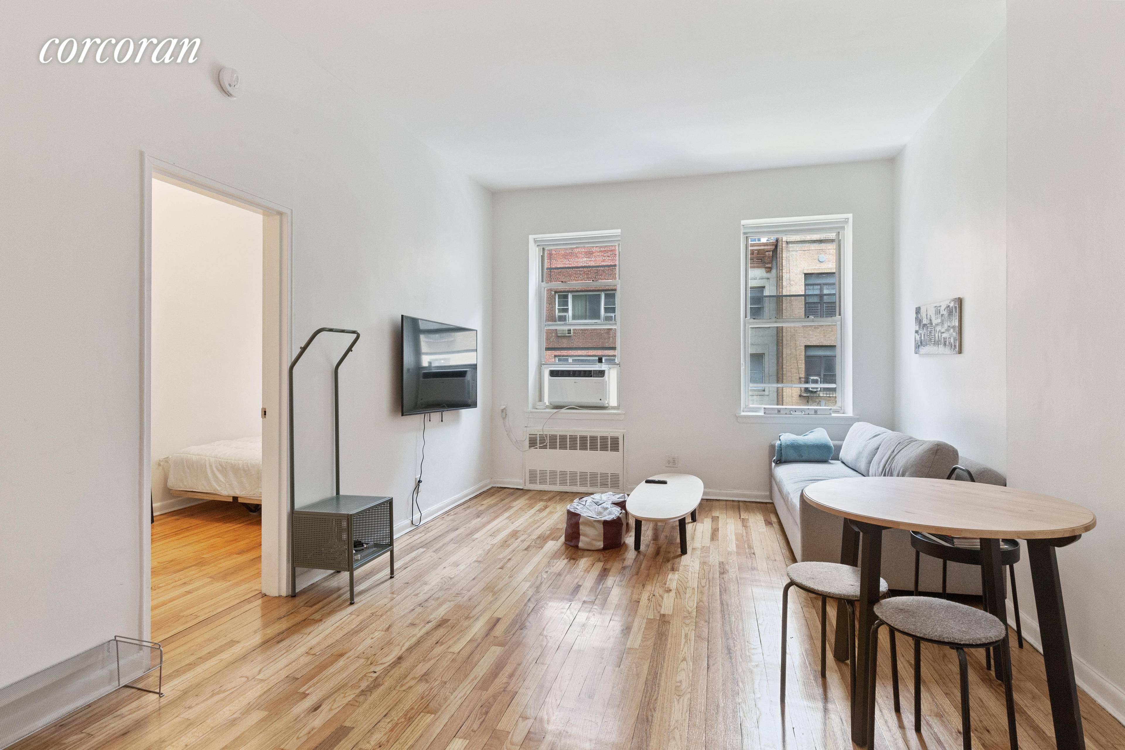 Now offering in person viewings starting 7 20 A generous light filled 1BR apartment in Midtown Manhattan walk up building offers a wonderfully crisp, clean, renovated space that is highly ...