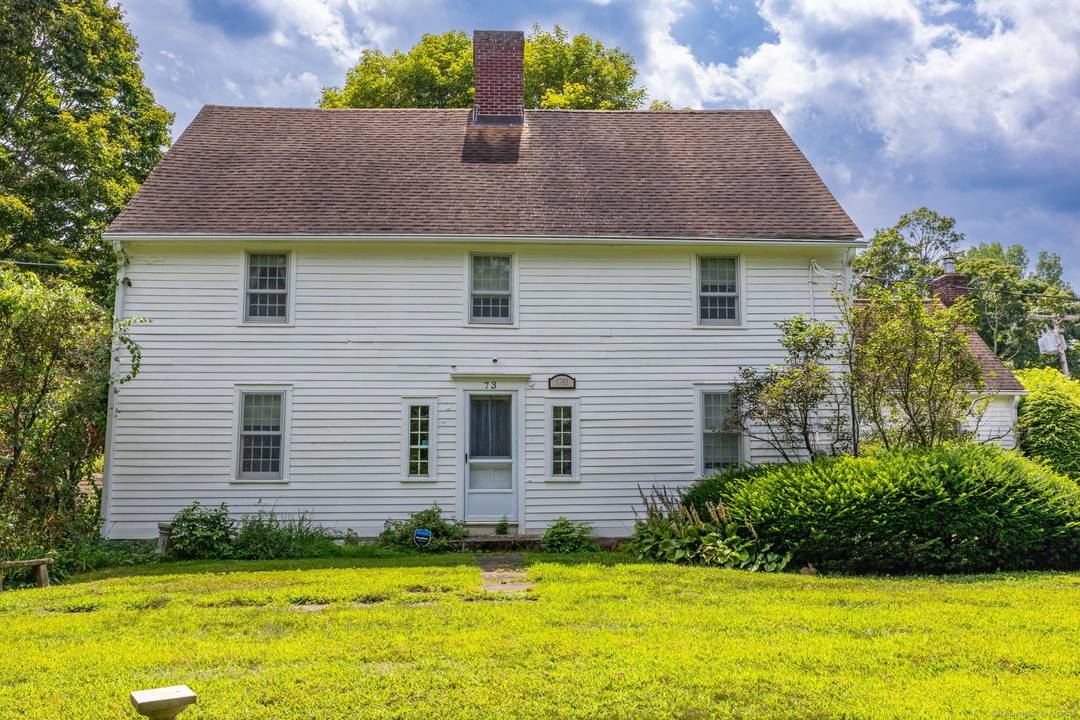 Welcome to this charming Colonial style rental home nestled in a serene and tranquil setting in beautiful Simsbury.