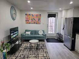 Bright and modern legal 2 bedroom walkup basement apartment in a prime Brampton location !