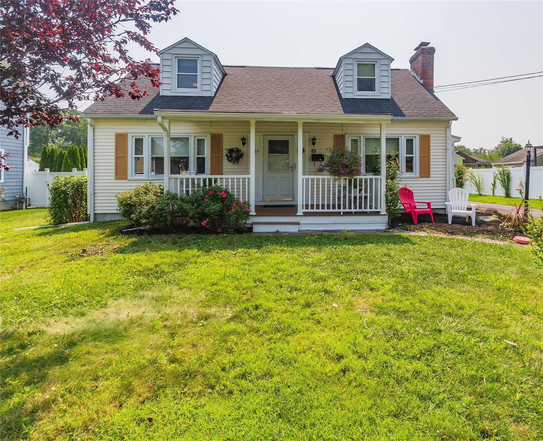 Charming Cape Cod with Great Bones in a Wonderful Neighborhood !