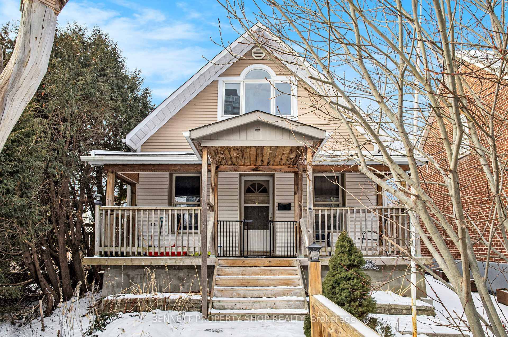 LOCATION LOCATION LOCATION is the ticket with this lovely home sanctuary nestled in a quiet location on a huge 33 x 140 lot in Little Italy.
