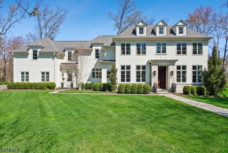 MAGNIFICENT CUSTOM, MODERN COLONIAL Designed by J.