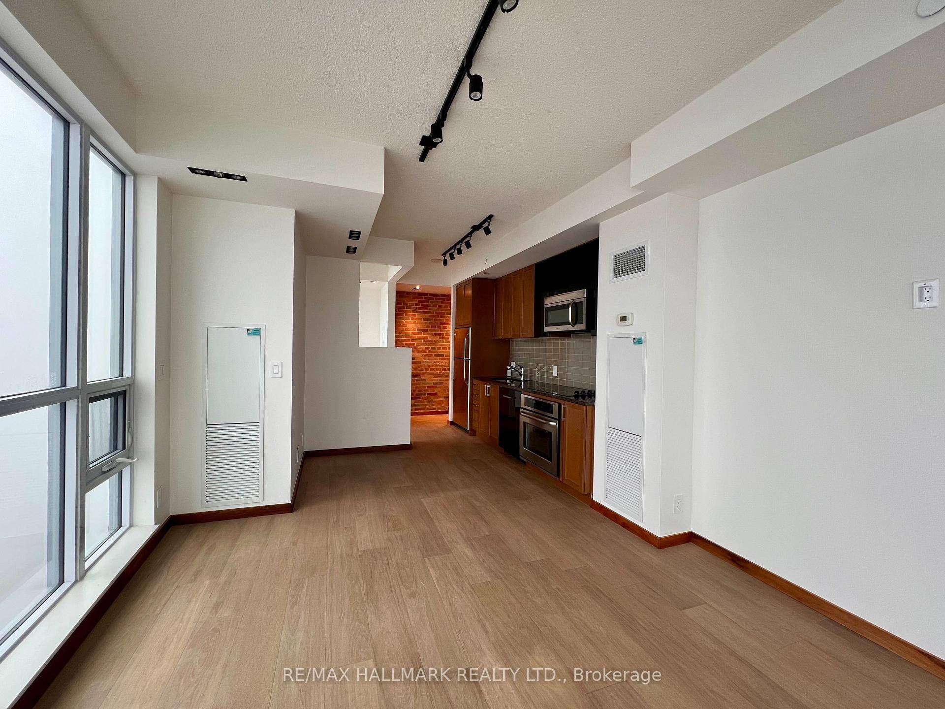 Welcome to luxury living in the heart of Midtown Toronto at 98 Lillian Street The Madison Condos.