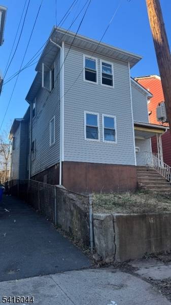 Huntington Ter Newark City New Jersey Duplex