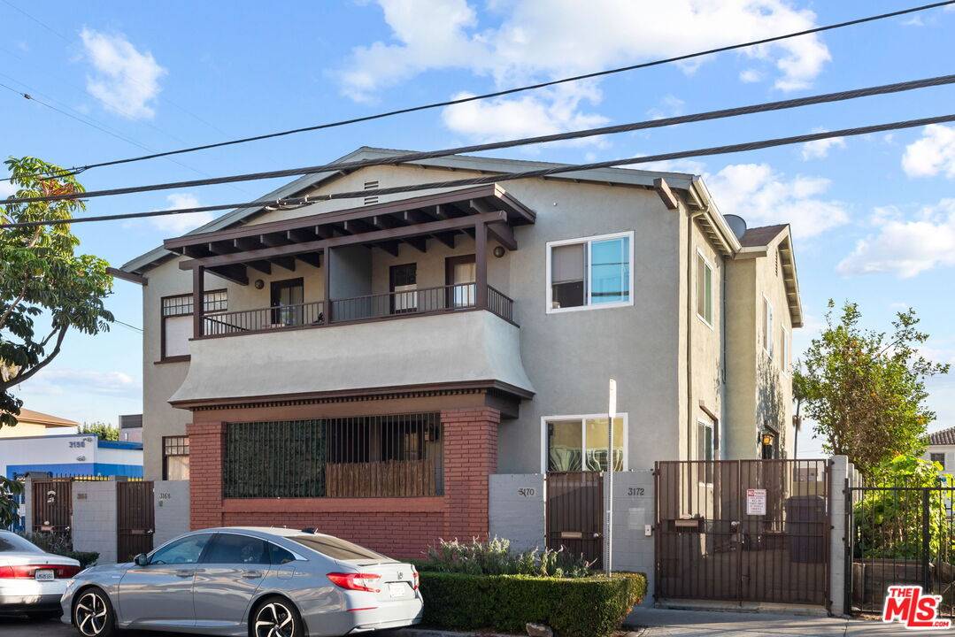 3166   San Marino St 8BR La