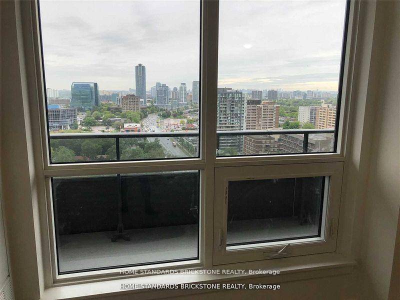 Luxury, modern with unobstructed view including lake, CN tower, and park surrounding.