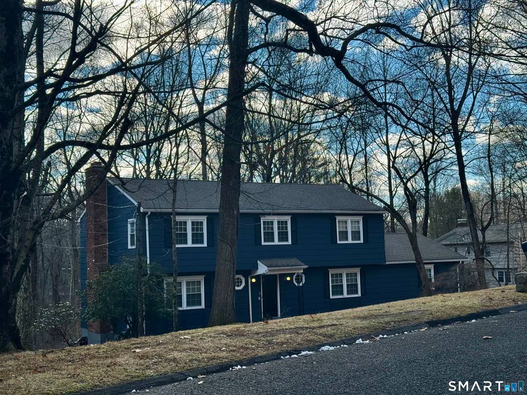 Large, spacious Colonial in Trumbull Tashua area.