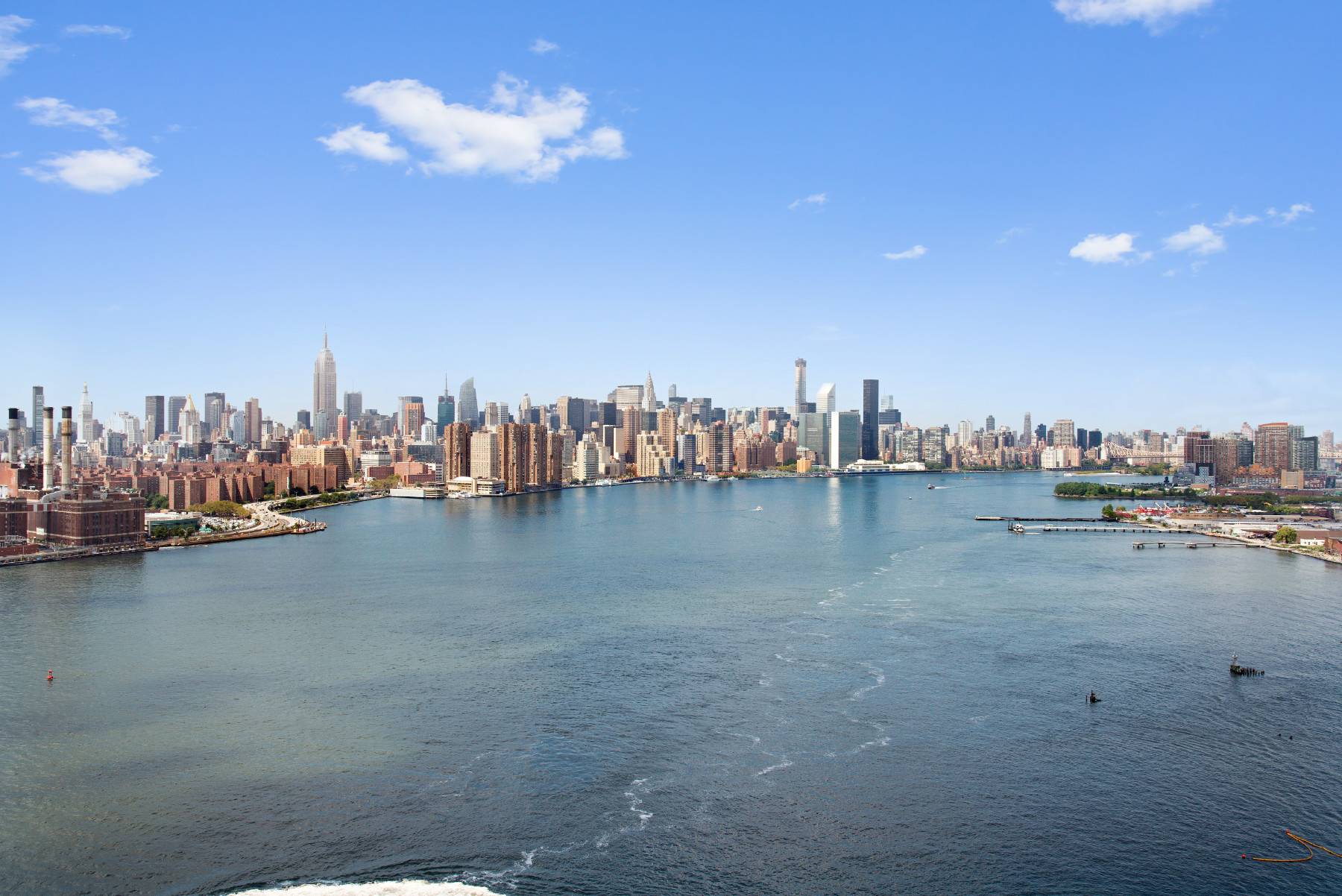 Stunning Manhattan views from the oversized windows of this stylish one bedroom apartment.